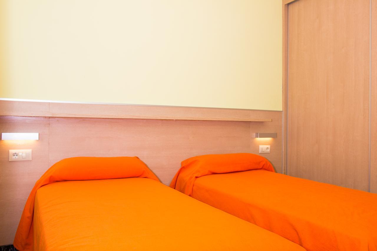 Rentalmar Villa Cristina Families Only Miami Playa Екстер'єр фото